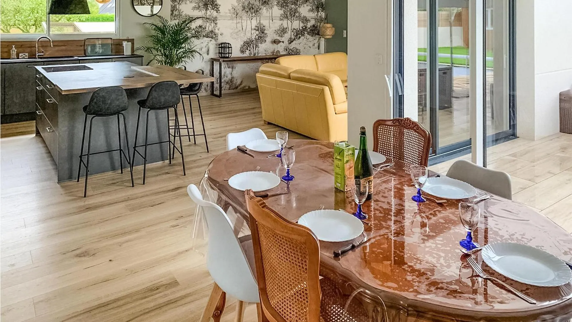 Awesome Home In Saint-Pabu Saint-Pabu (Finistere)